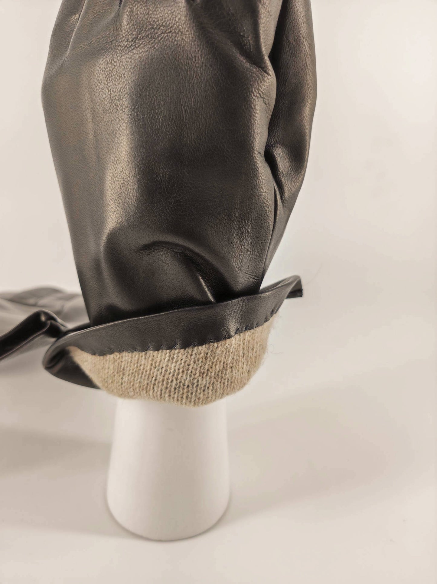 Carla . Classico . Cashmere