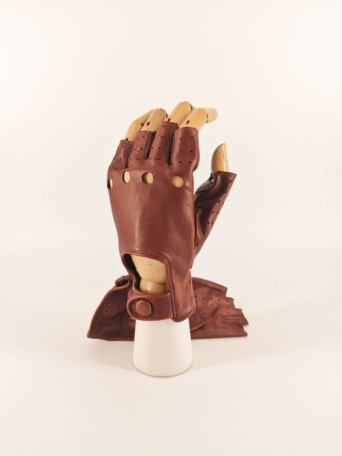 Alessia . Guida Mezze Dita