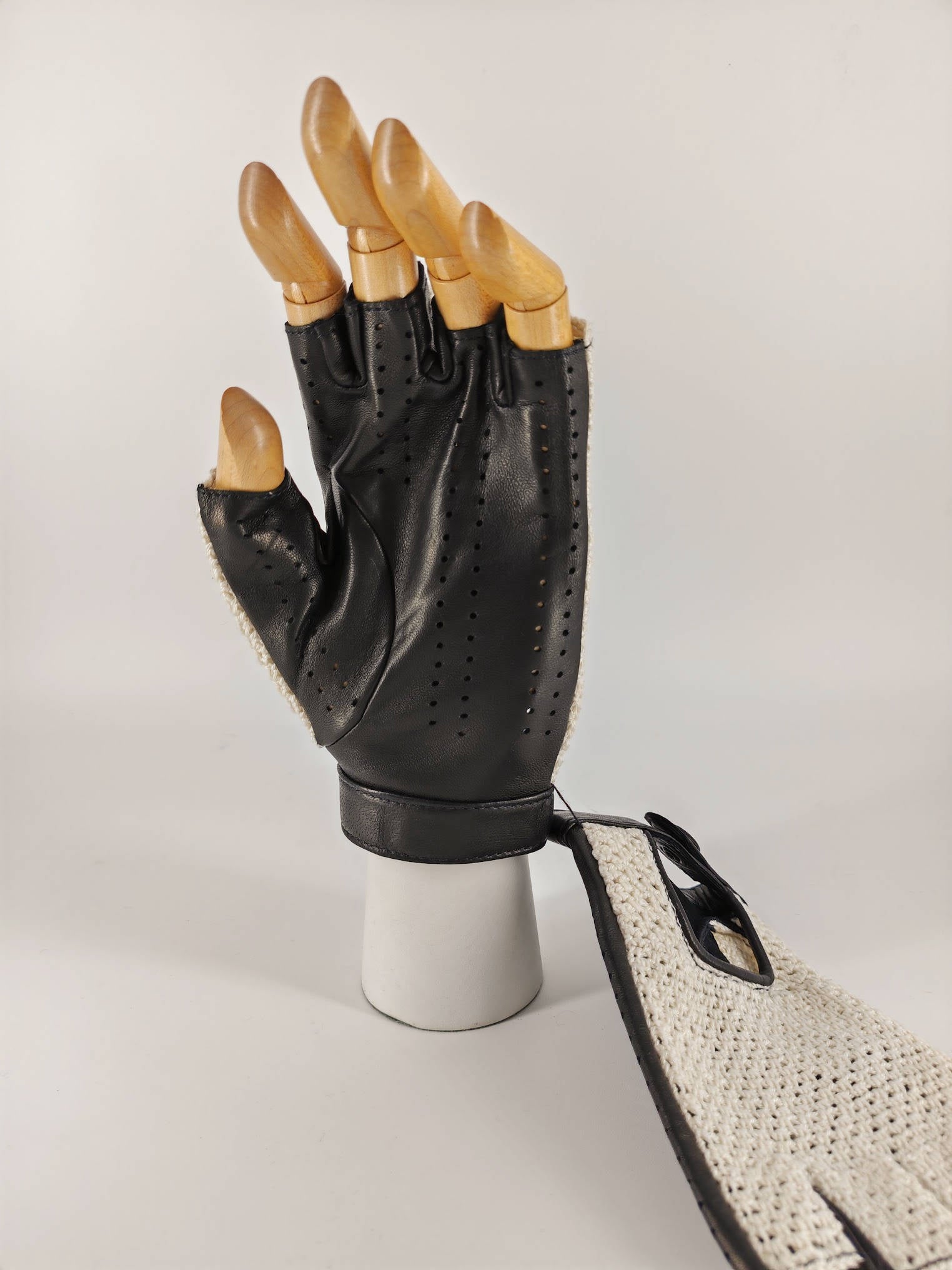 Cosimo . Guida Mezze Dita Crochet