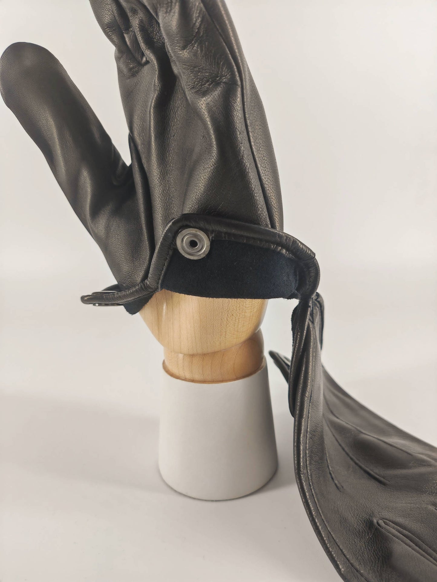 Giuseppe . Removable