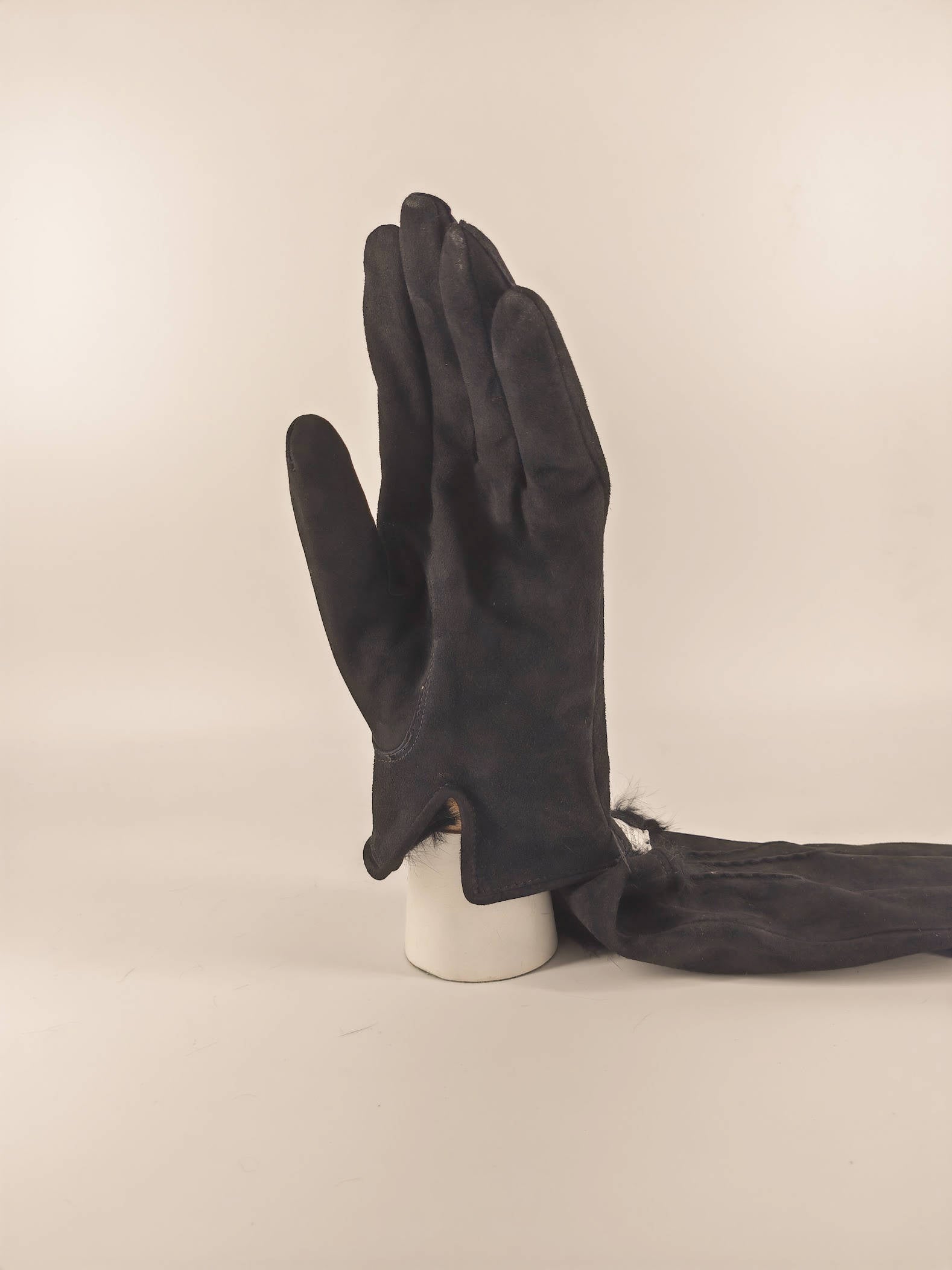 Valerio . Camoscio . Pelliccia interna