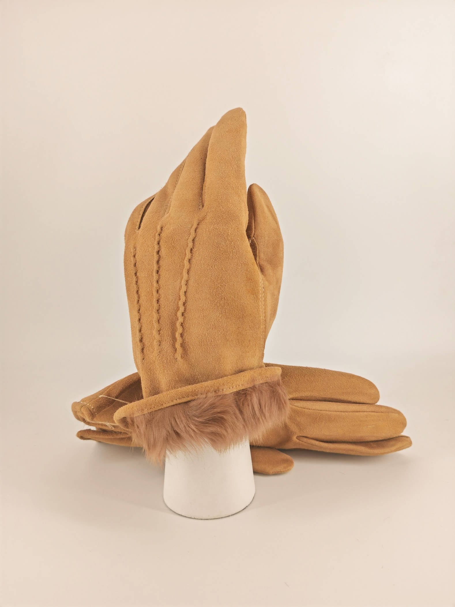 Valerio . Camoscio . Pelliccia interna