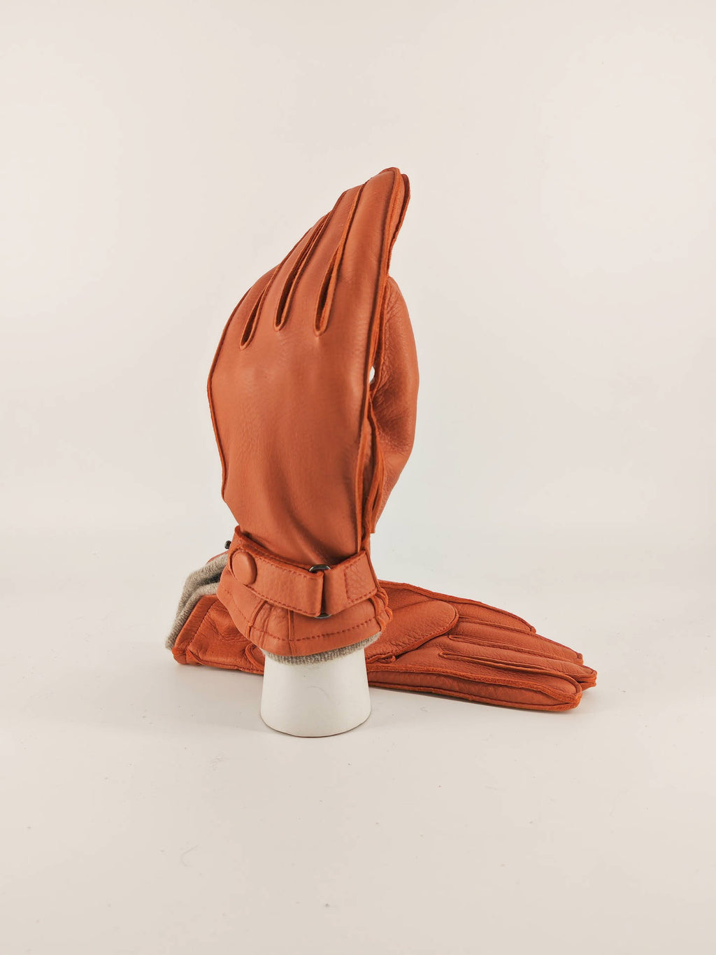 Raffaella . Deer Leather Strap . Cashmere