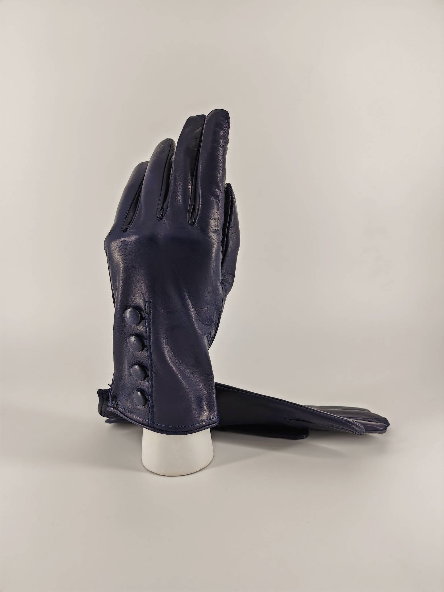 Carolina . Bottoni . Cashmere