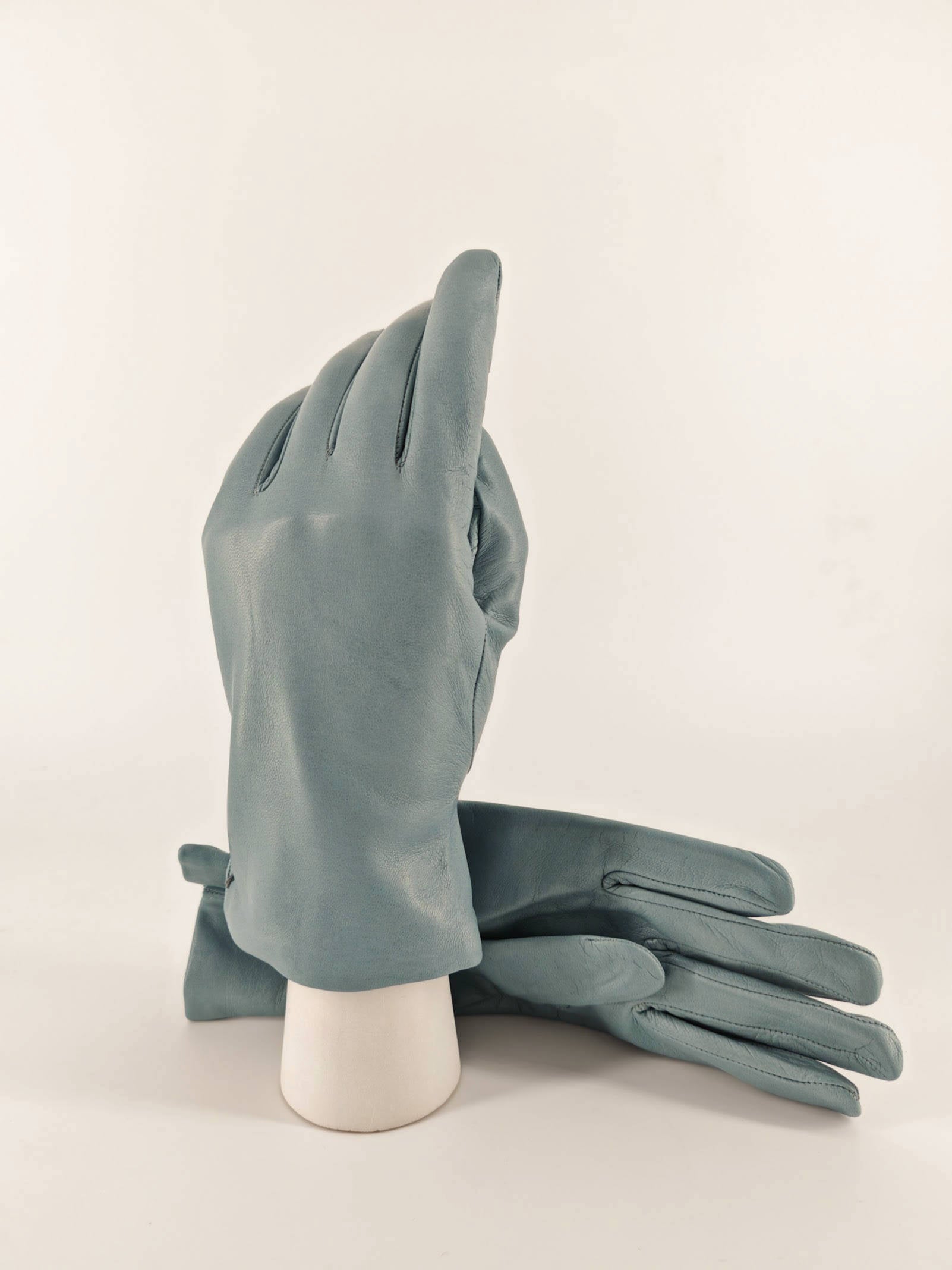 Carla . Classico . Cashmere