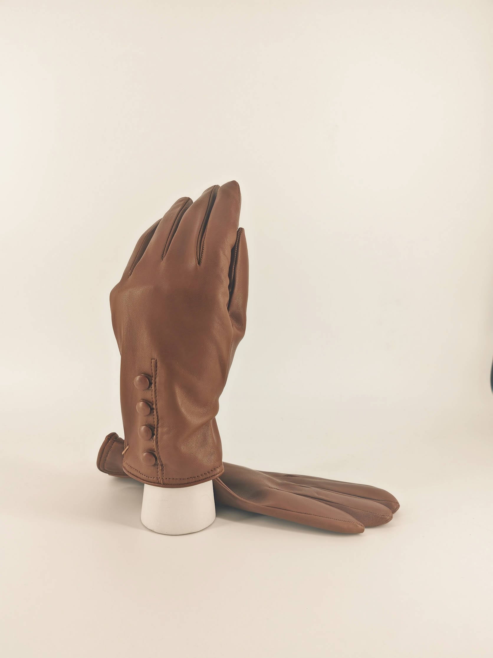 Carolina . Bottoni . Cashmere