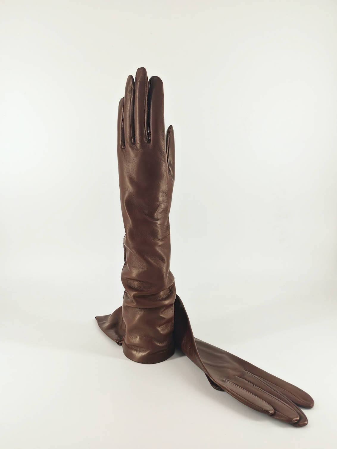 Elisabetta . Long 8 Inches . Silk