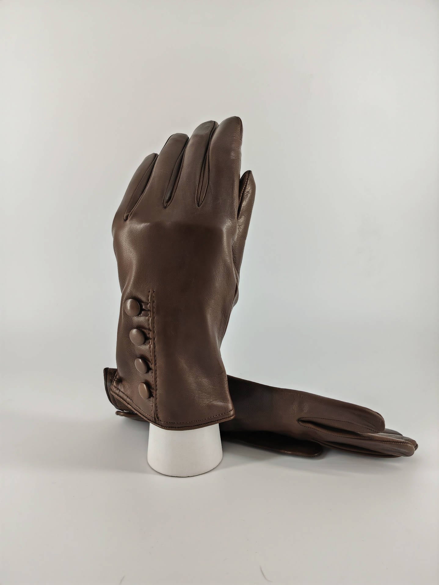 Carolina . Bottoni . Cashmere