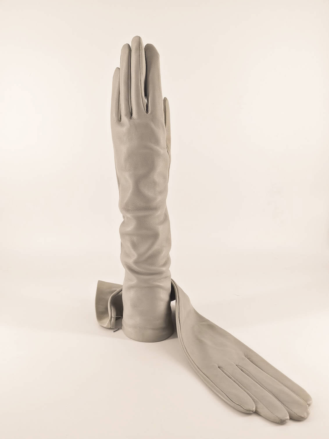 Elisabetta . Long 8 Inches . Silk