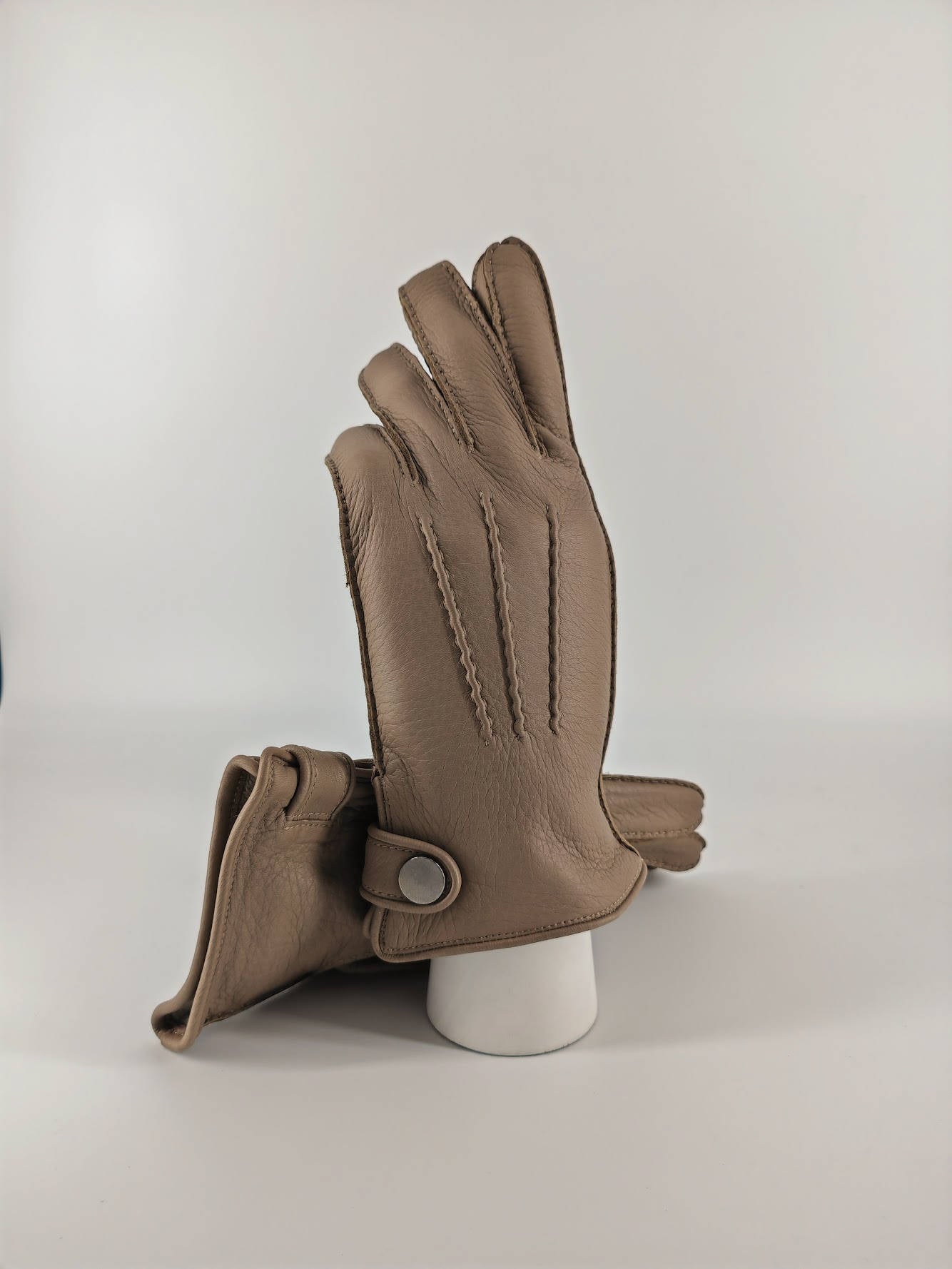 Michelangelo . Pelle di Cervo Bottone . Cashmere