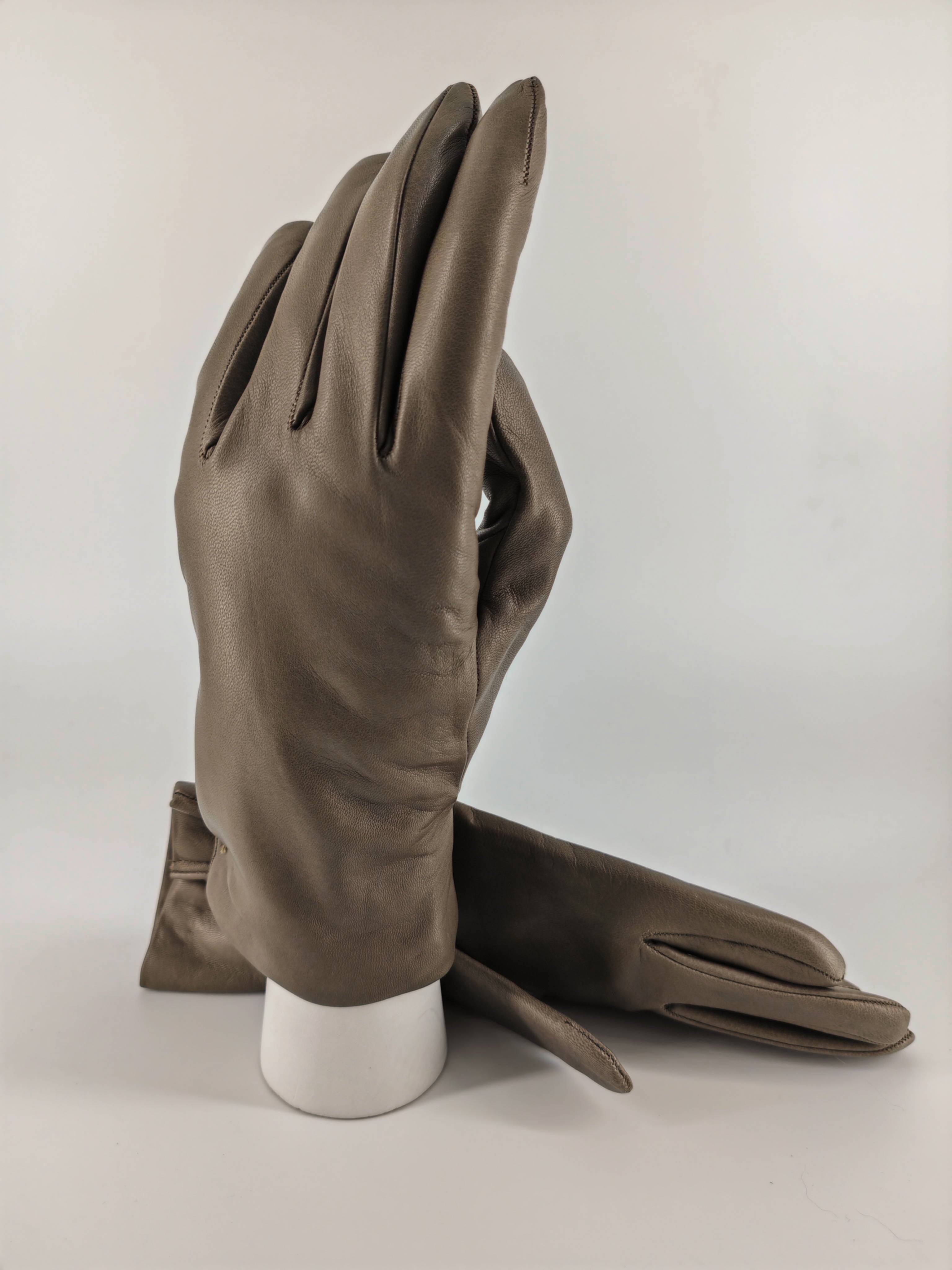 Carla . Classico . Cashmere