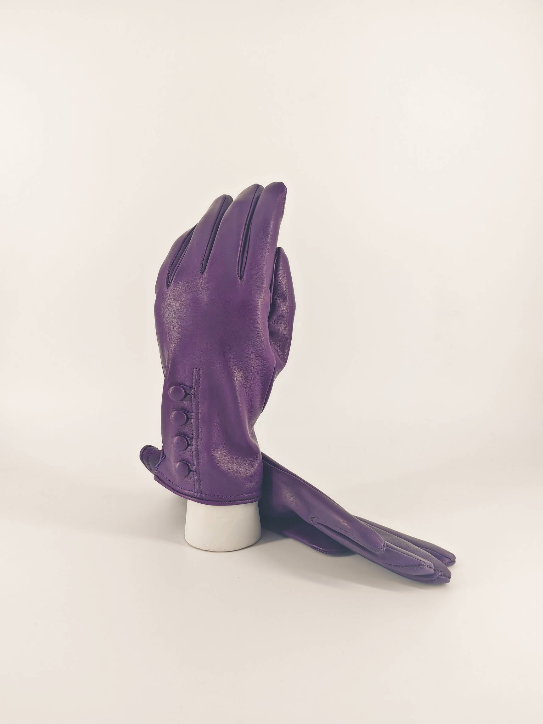 Carolina . Bottoni . Cashmere